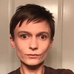 Meet your Posher, April